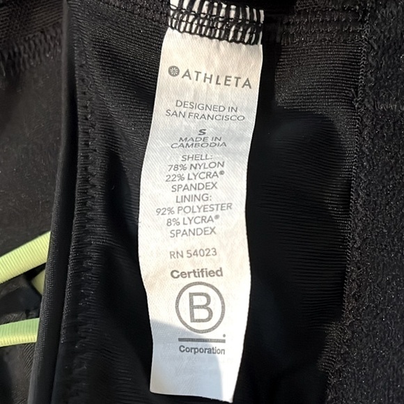 Athleta Freestyle Camo High Neck Halter Bikini
Top Size: - Picture 6 of 8